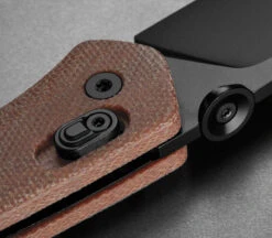 The Carter Tan Micarta -Messer World The Carter Allblack Tan Micarta Axis Lock 1280x1280