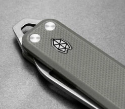 The Elko Primer Gray Straight -Messer World The Elko Primer Gray Logo 1280x1280