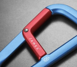 The Hardin Cerulean Red -Messer World The Hardin Cerulean Red Closeup 1280x1280